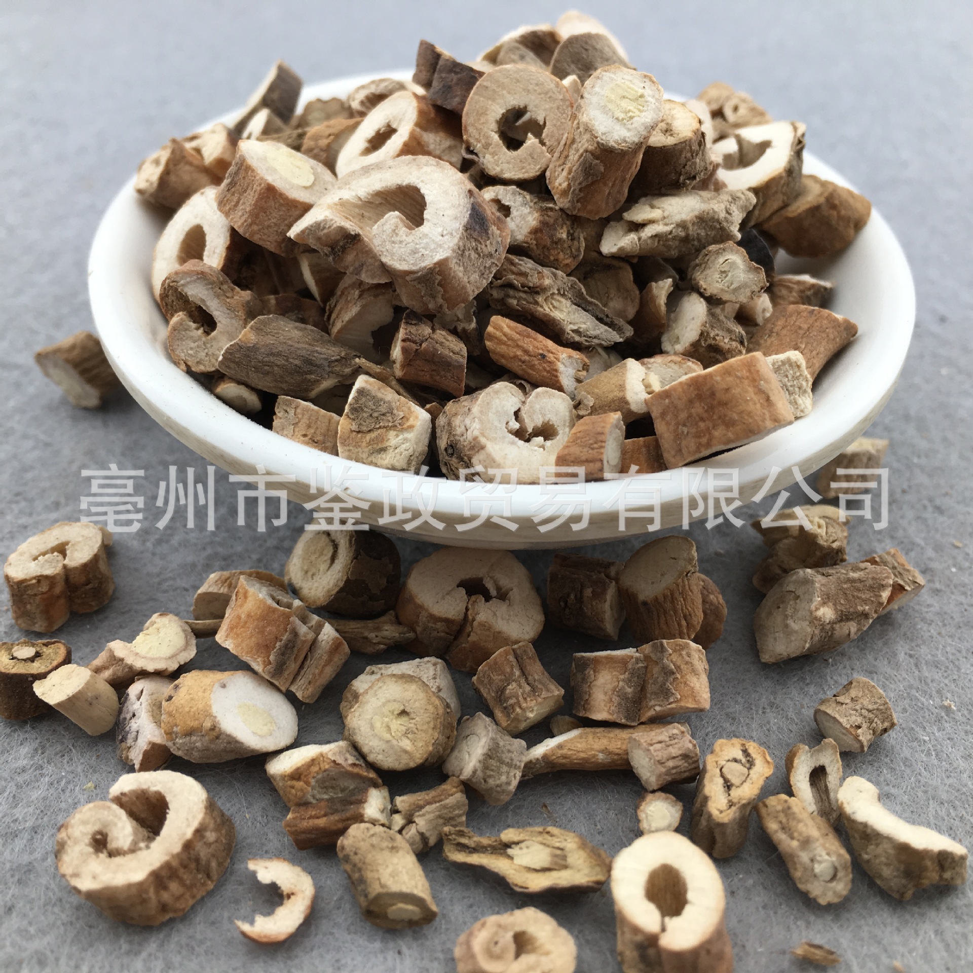 Dried Moutan Bark Dan Pi Mu Dan Pi Paeonia suffruticosa Root Bark TCM Herbal Ingredient Bulk Wholesale - Image 3