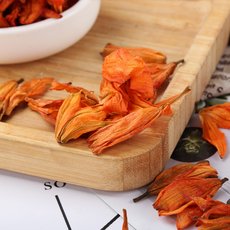 Dried Lily Flower (Lilium brownii) — Hunan Red Lily Blossoms for Herbal Tea - Image 3