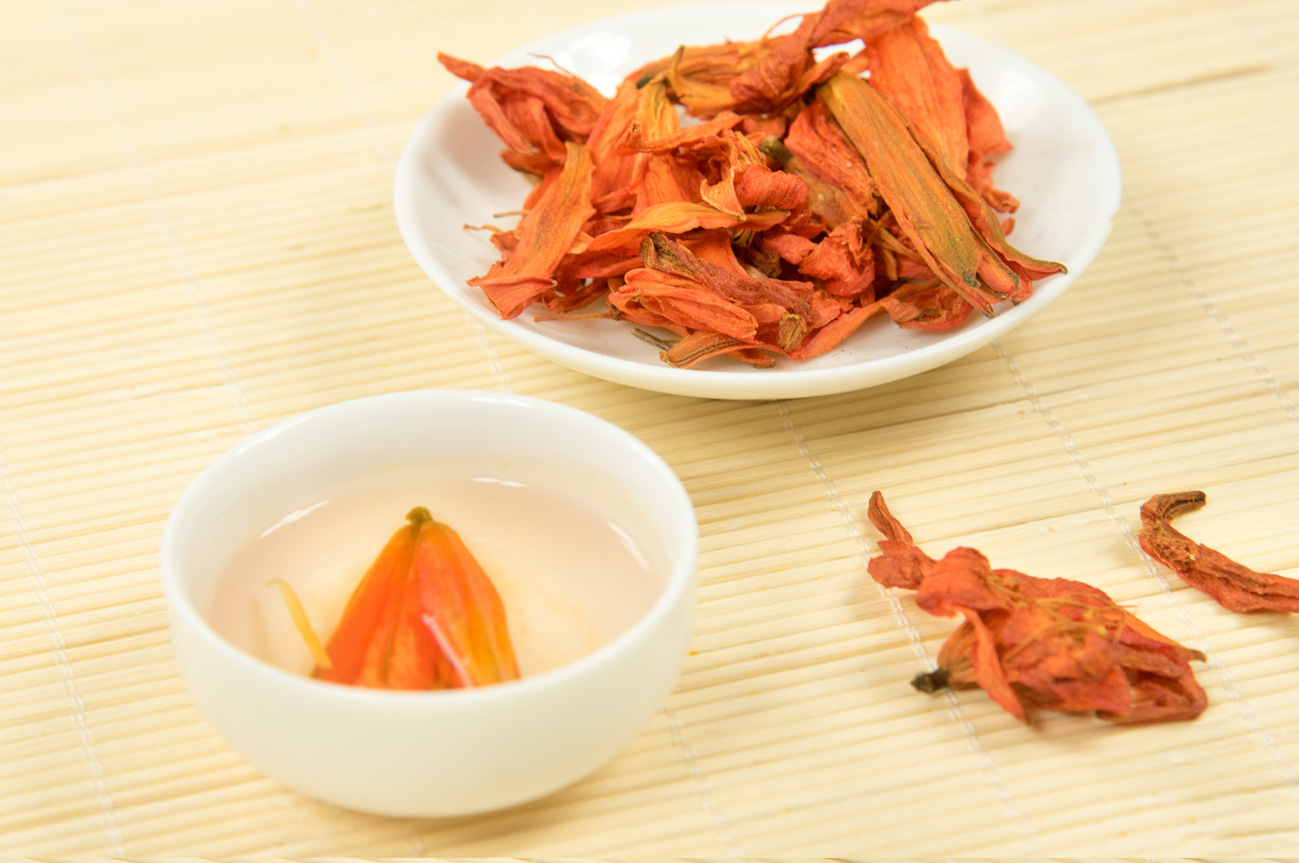Dried Lily Flower Bai He Hua Loose Herbal Tea 500g - Image 2