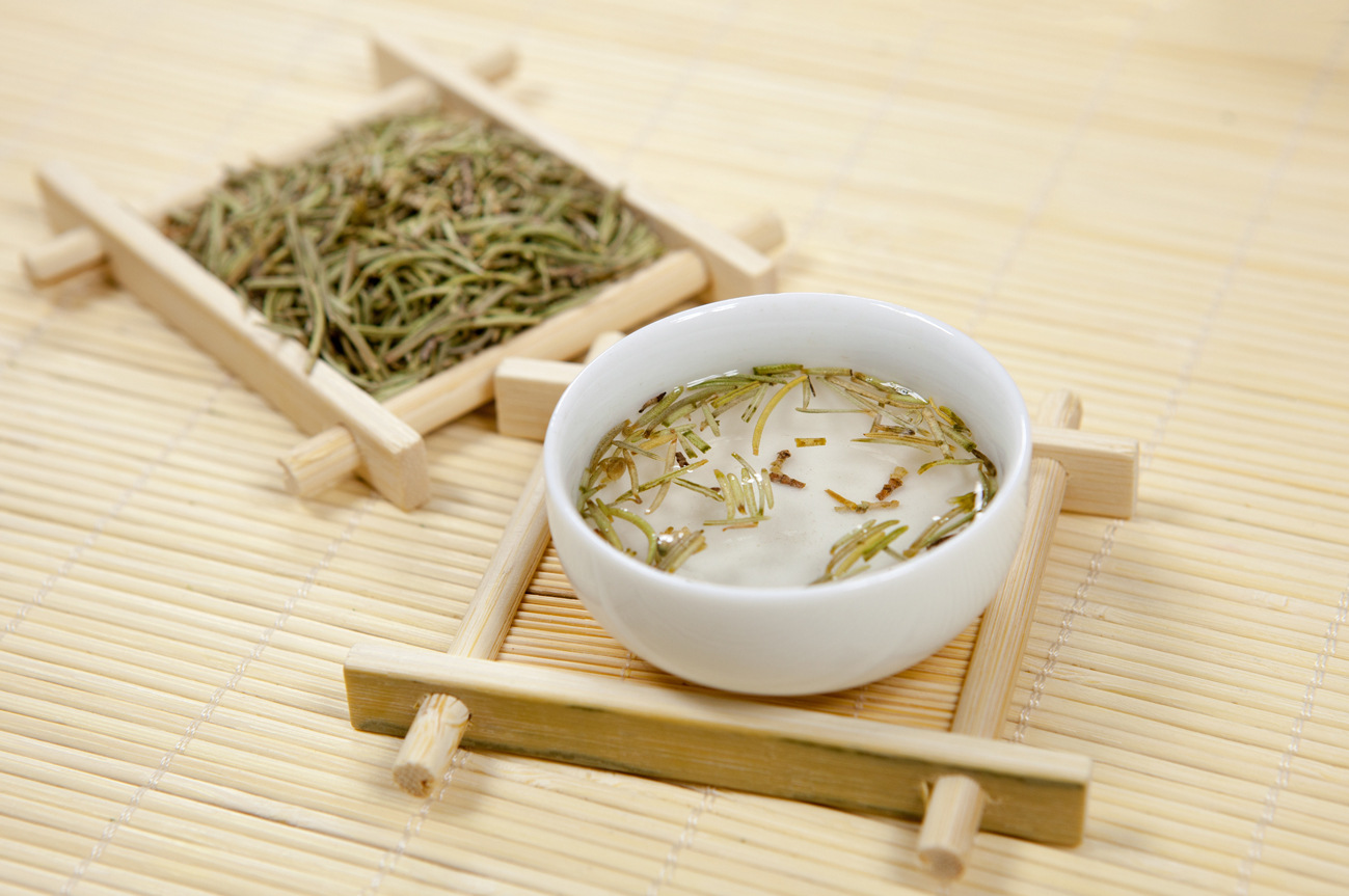 Dried Rosemary Leaves Mi Die Xiang 迷迭香 Wholesale Bulk Culinary and Herbal Tea Herb 500g - Image 2