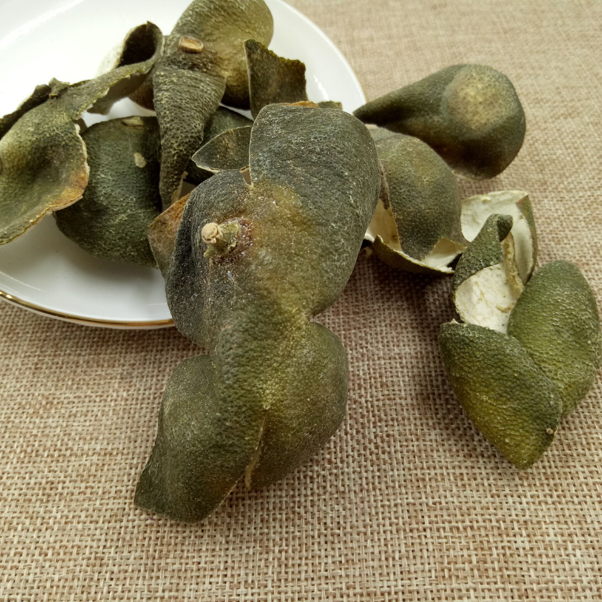 Green Tangerine Peel Qing Pi 500g Dried Citrus Peel Slices for Herbal Tea and Culinary Use - Image 2