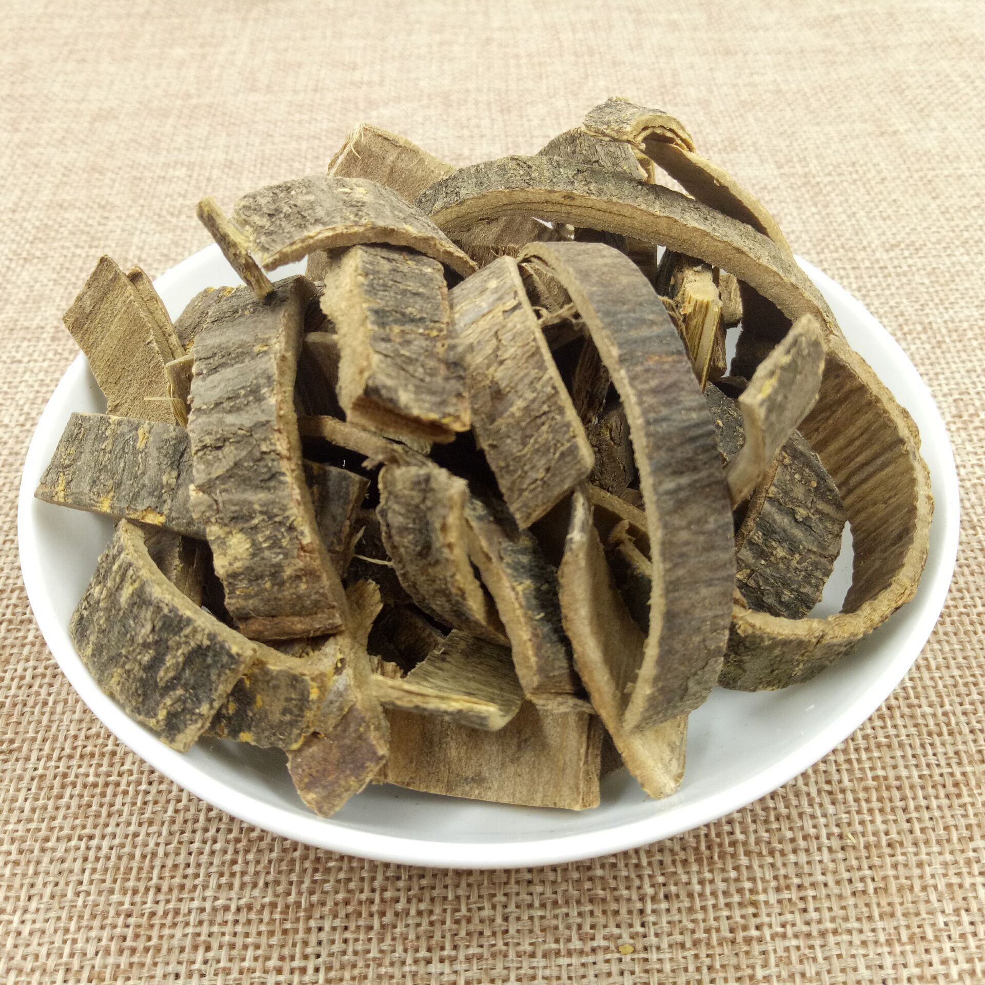 Hai Tong Pi Dried Erythrina Bark 500g Traditional Chinese Herbal Ingredient for Decoction and Culinary Use - Image 4