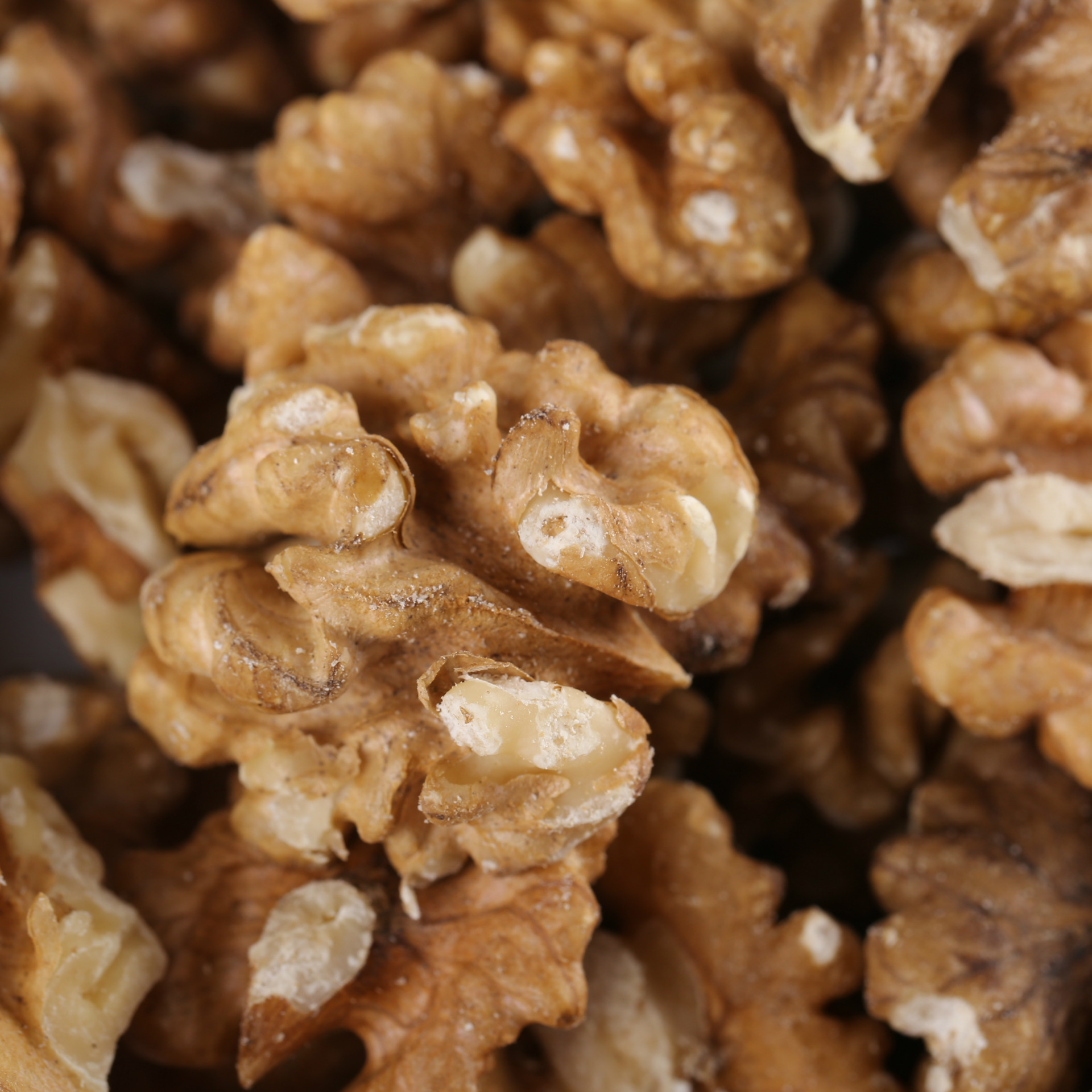 Unsalted Roasted Walnut Kernels Ready to Eat Low Temperature Baked Broken Walnut Pieces Bulk 5 Jin - Image 3