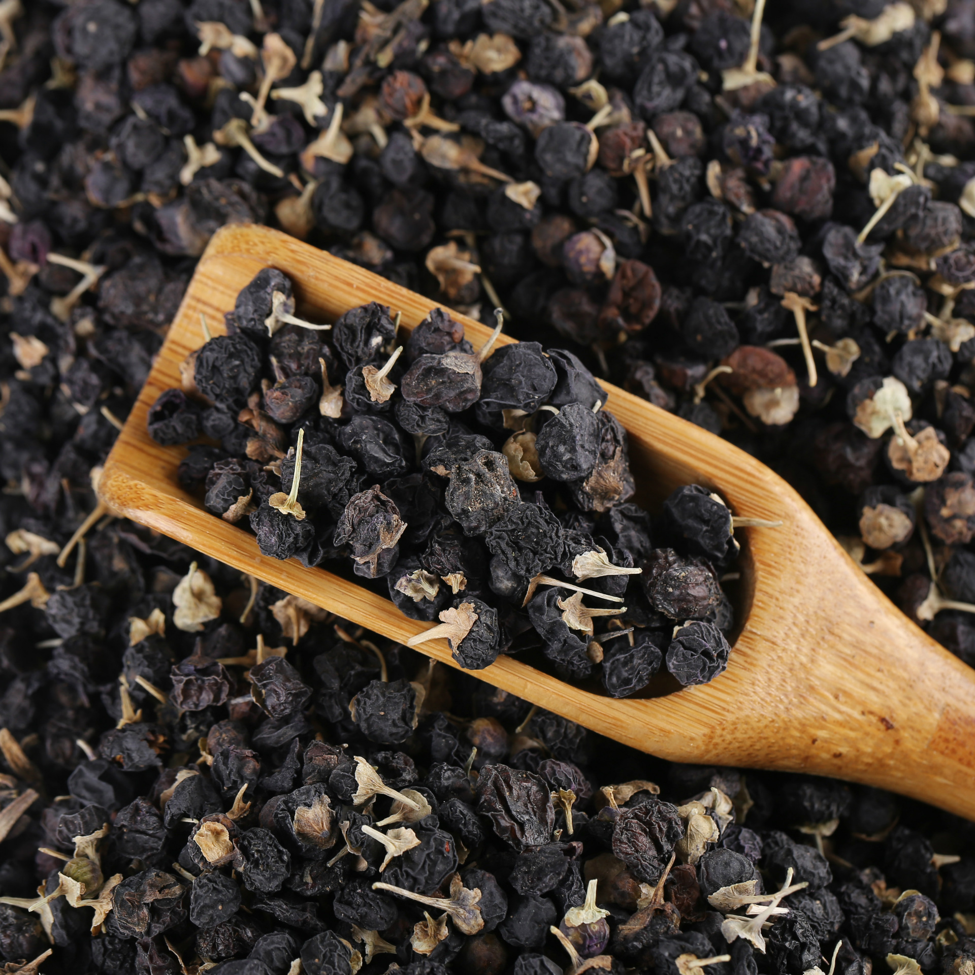 Dried Black Goji Berries Hei Gou Qi Zi Low Temperature Baked Loose Herbal Fruit - Image 2