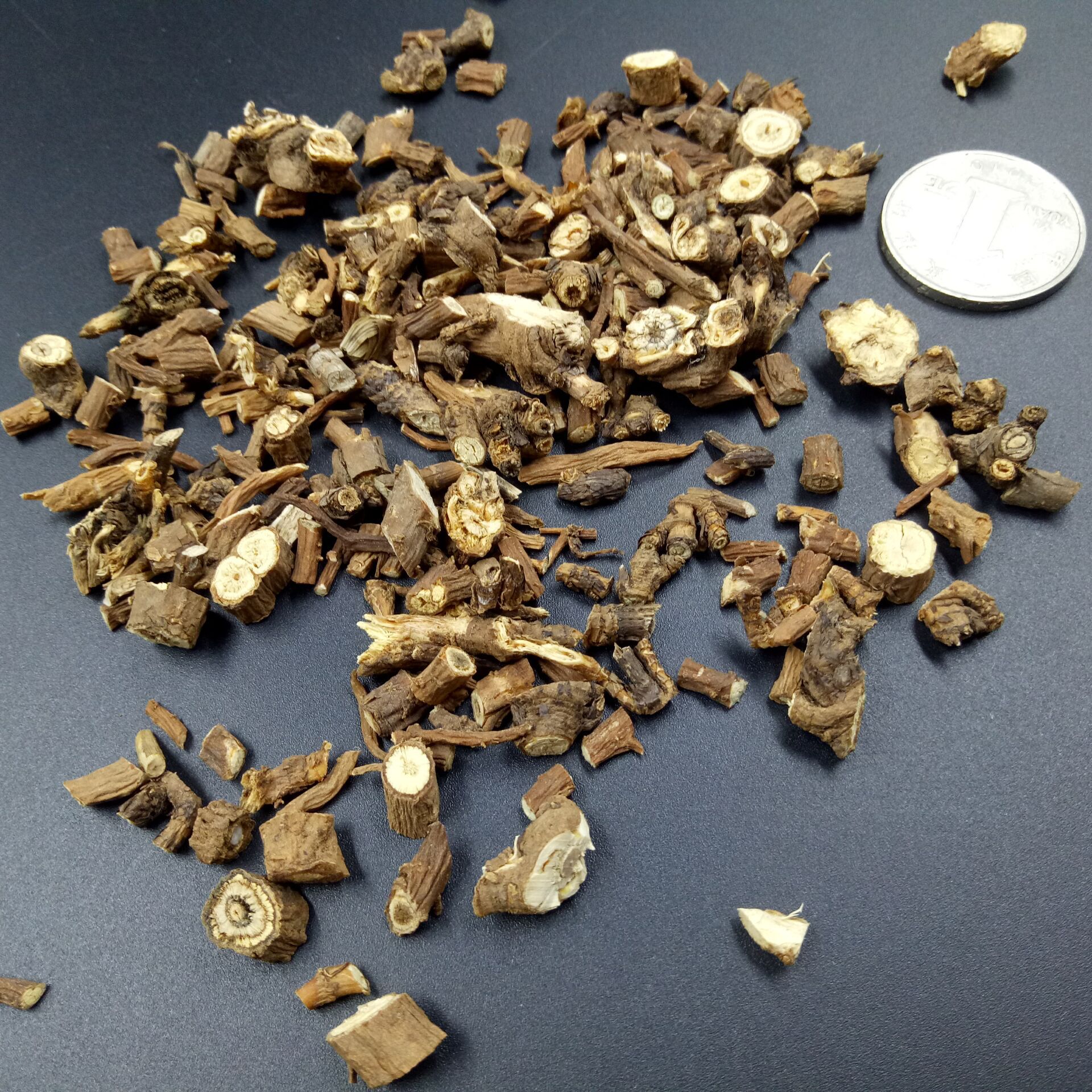 Chai Hu Bupleurum Root Slices 1 lb Dried Chinese Herbal Decoction Pieces for Traditional Herbal Cooking - Image 2