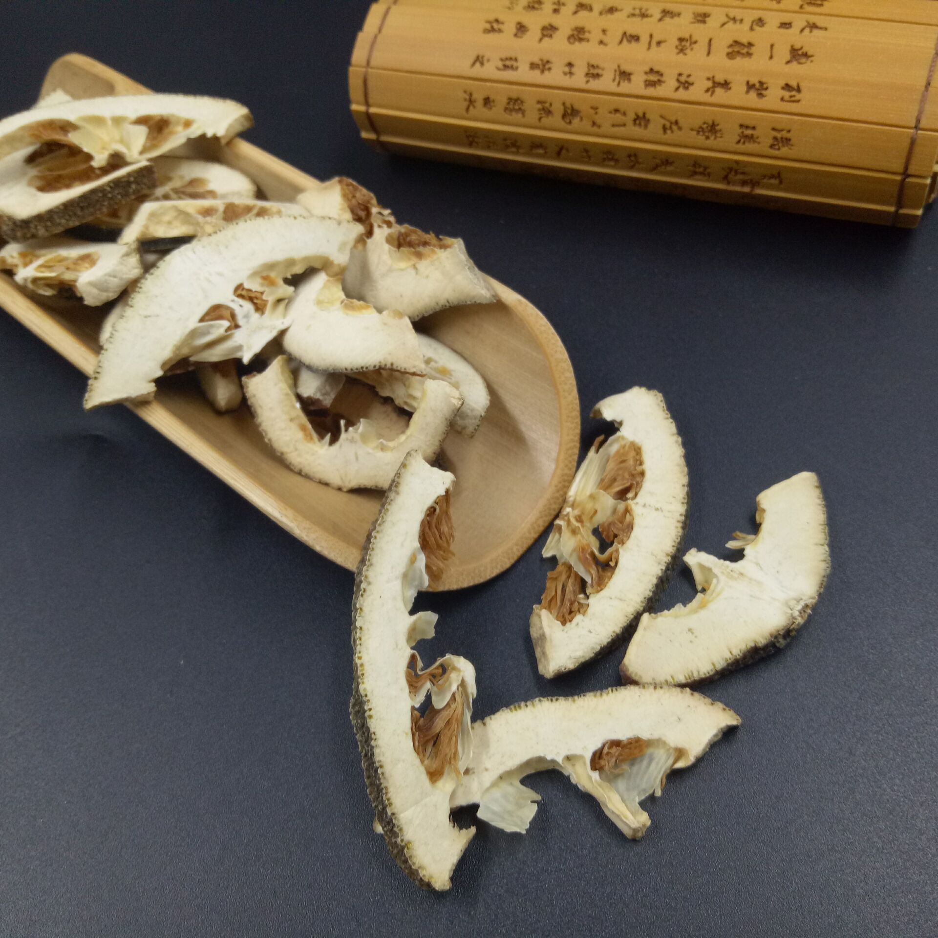 Dried Zhi Qiao Bitter Orange Slices 500g Traditional TCM Herb for Decoction and Culinary Use - Image 2