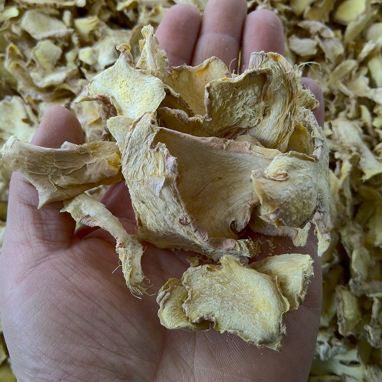 Dried Ginger Slices Gan Jiang 250g Yunnan Luoping Small Yellow Ginger Low Temperature Dried Culinary Herb - Image 2