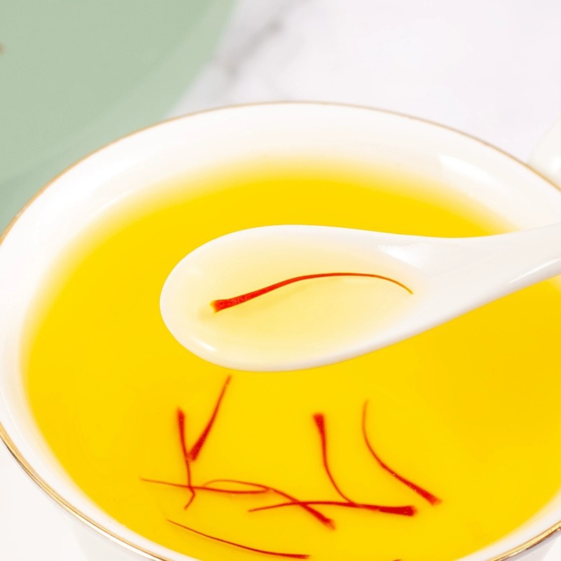 Premium Saffron Threads Zang Hong Hua Tibetan Crocus Sativus for Tea Infusion and Culinary Use Broken Style Gift Box - Image 3