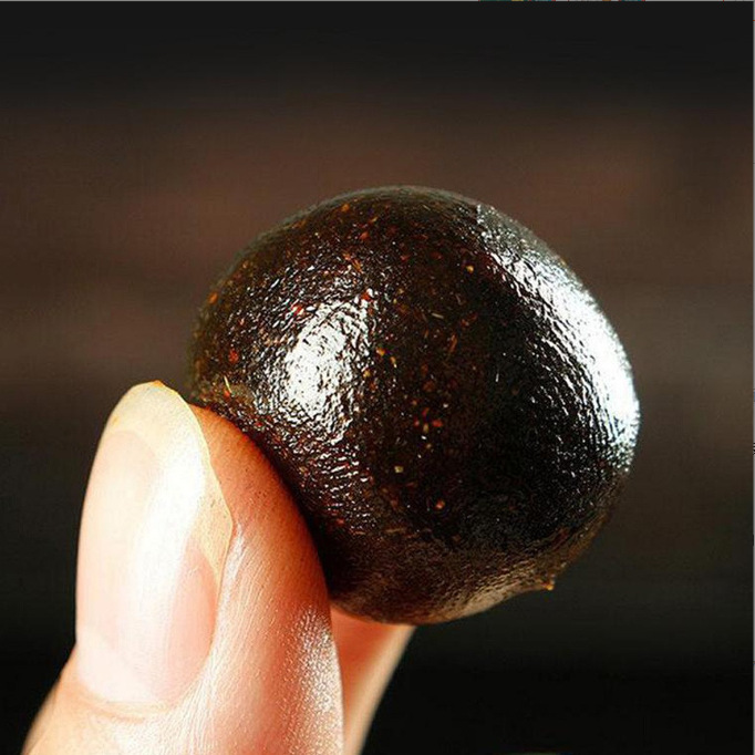 Queen Bee Larva Astragalus Honey Pills Fengwangtai Huangqi Wan 90g Bottle Handmade Herbal Wellness Pills - Image 2