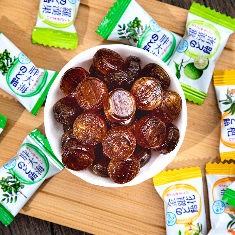 Herbal Throat Lozenges with Loquat Honeysuckle and Luo Han Guo Soothing Candy Bulk 1000g - Image 3