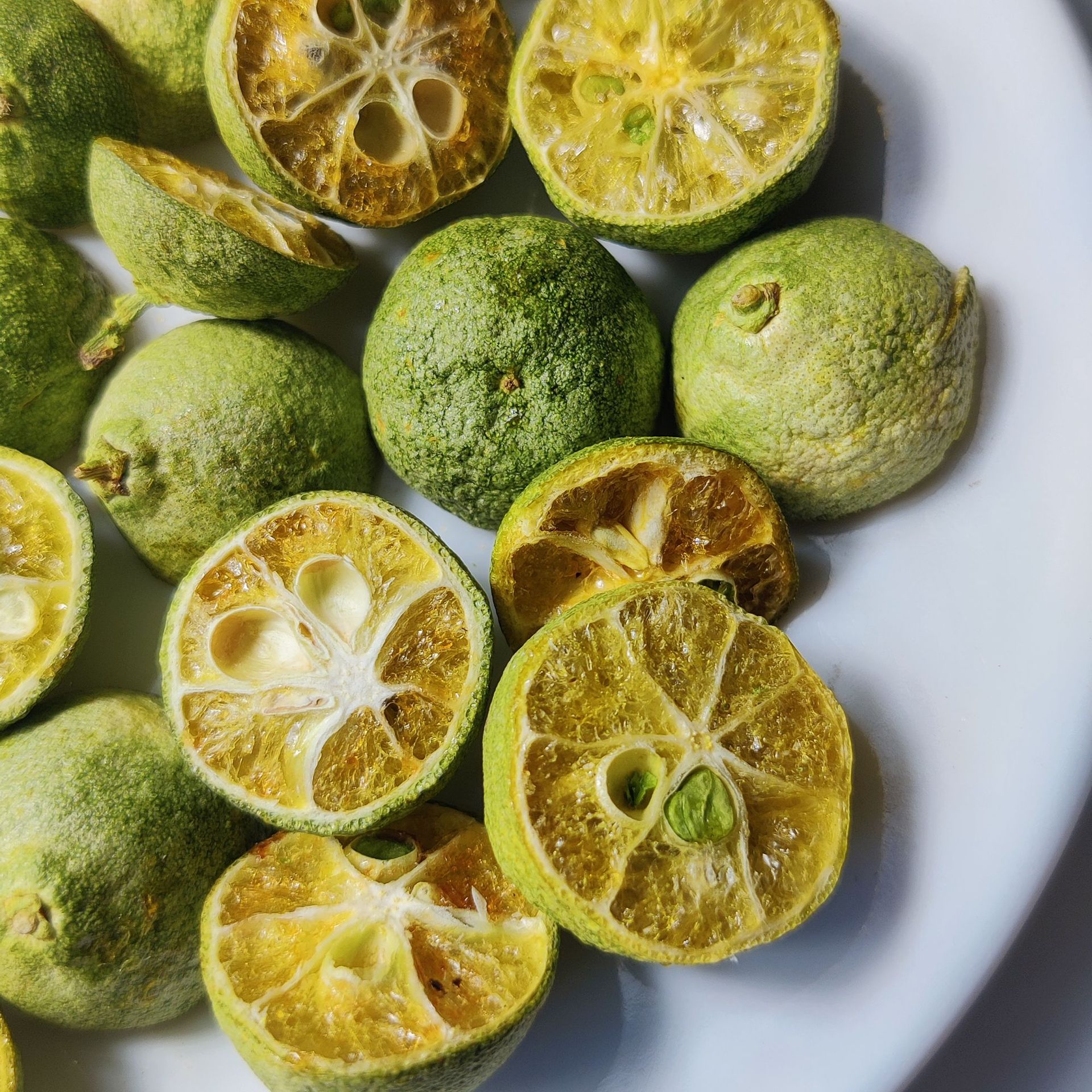 Dried Green Kumquat Halves Qing Jin Ju Freeze Dried Citrus Slices for Fruit Tea and Blends 500g - Image 2