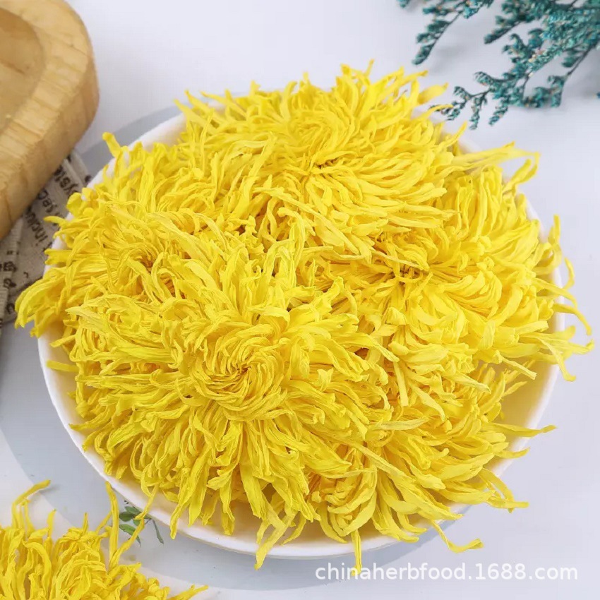 Golden Silk Chrysanthemum Tea Huang Ju Whole Flower Loose Herbal Tea 1 Piece Cup - Image 4