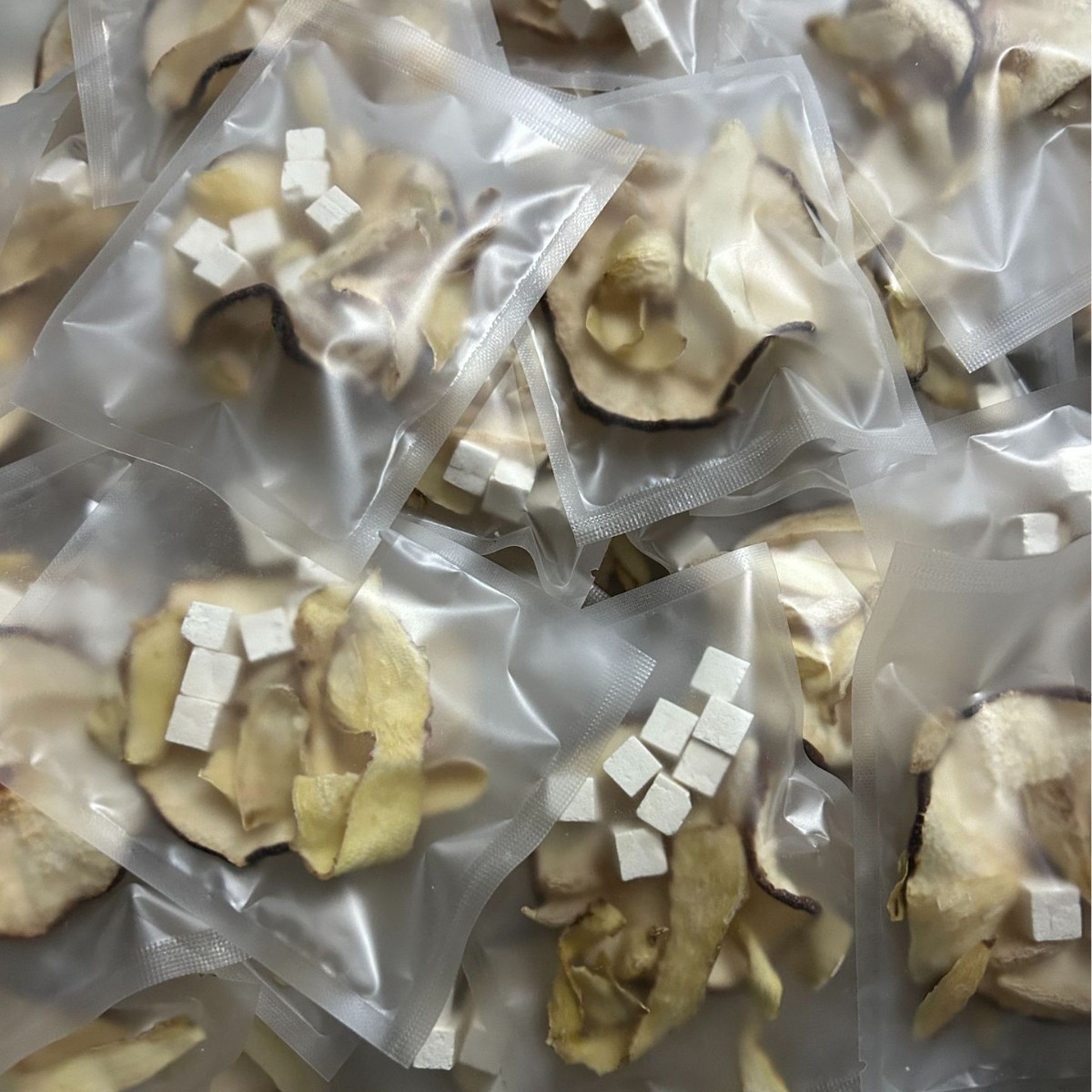 Yu Zhu Mai Dong Xue Li Herbal Tea Blend 250g Snow Pear Lily Ophiopogon Solomon Seal Drink 10 Bags - Image 3
