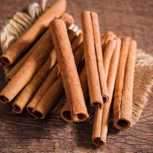 Ceylon Cinnamon Sticks (Cinnamomum verum) — 8cm Dried Cassia Bark for Tea, Cooking & Aromatherapy
