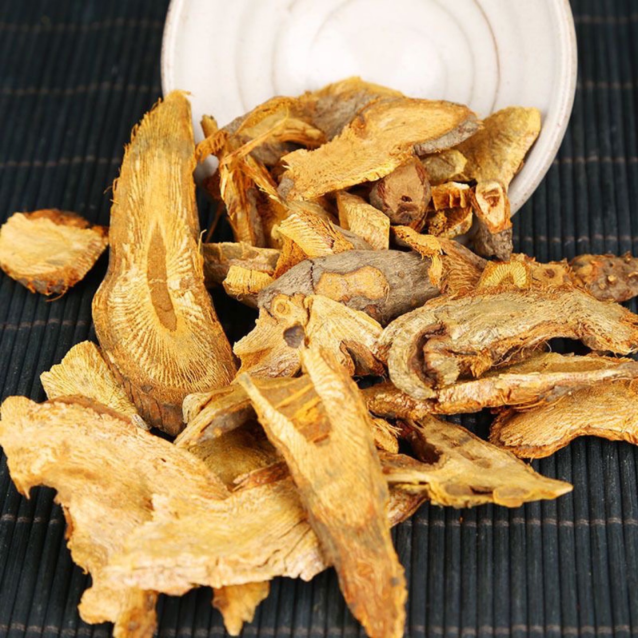 Japanese Knotweed Root Hu Zhang 500g Dried Sichuan Herb for Decoction and Tea - Image 3