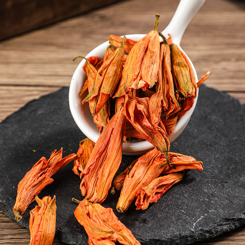 Dried Lily Flower Bai He Hua Herbal Tea 500g Sun-Dried Loose Blossoms for Infusions and Wellness Blends - Image 2