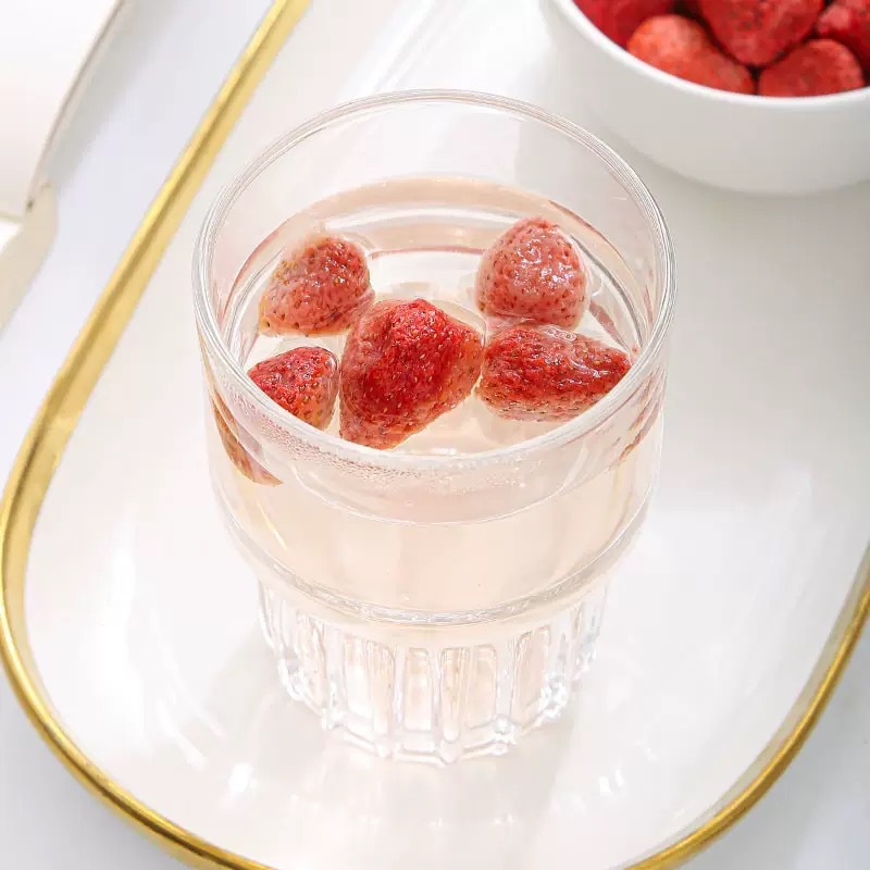 Freeze Dried Strawberry Pieces 500g Fruity Herbal Tea Ingredient for Blends and Culinary Use - Image 4