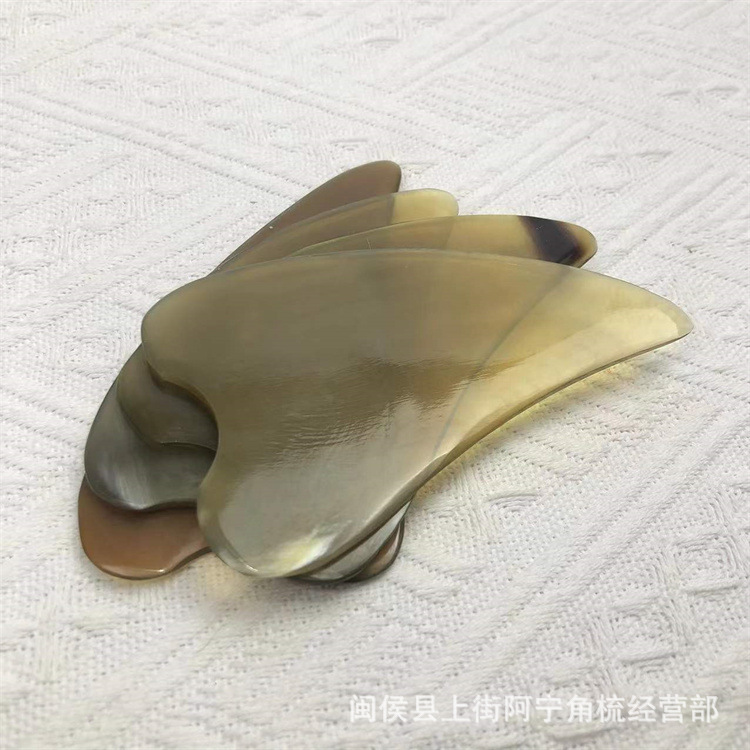Heart Shaped Buffalo Horn Gua Sha Scraping Board 10-11cm for Back Neck Body Care - Image 3