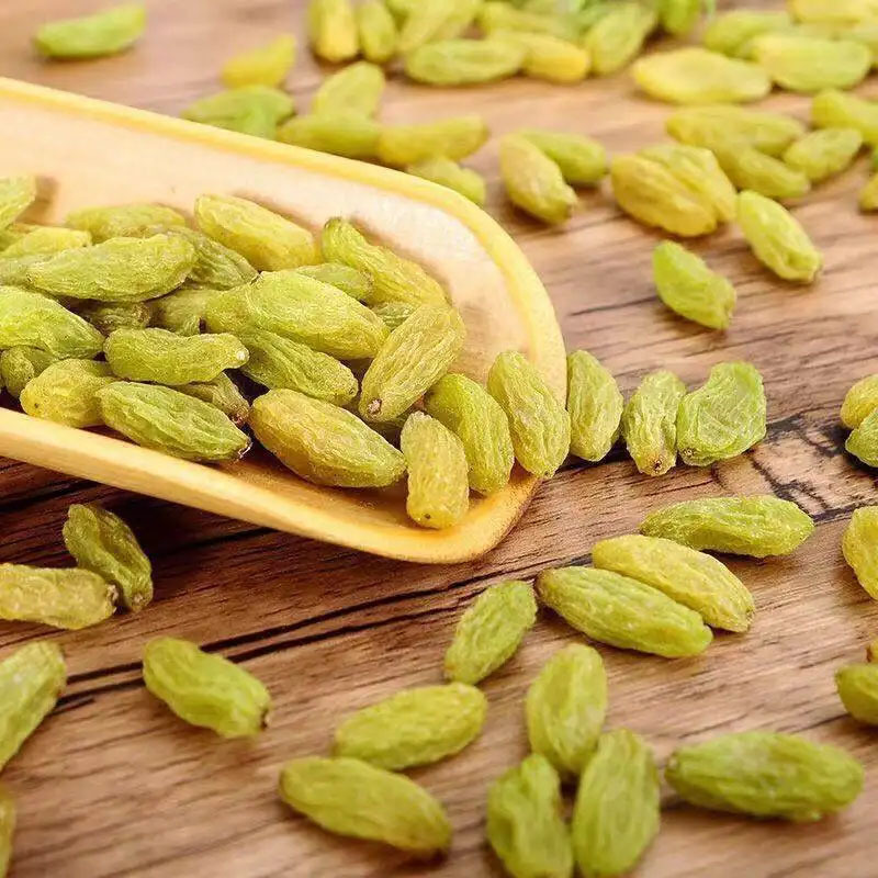 Raisins (Vitis vinifera) — Naturally Sun-Dried Seedless Green Emerald Xinjiang Raisins, 500g - Image 4