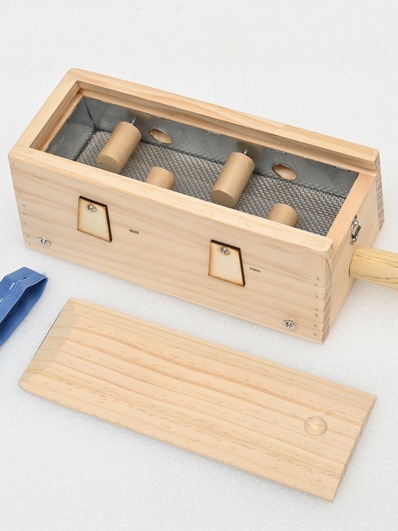 Wooden Moxibustion Box Rectangular Moxa Burner for Home Use on Waist Abdomen and Legs - Image 3