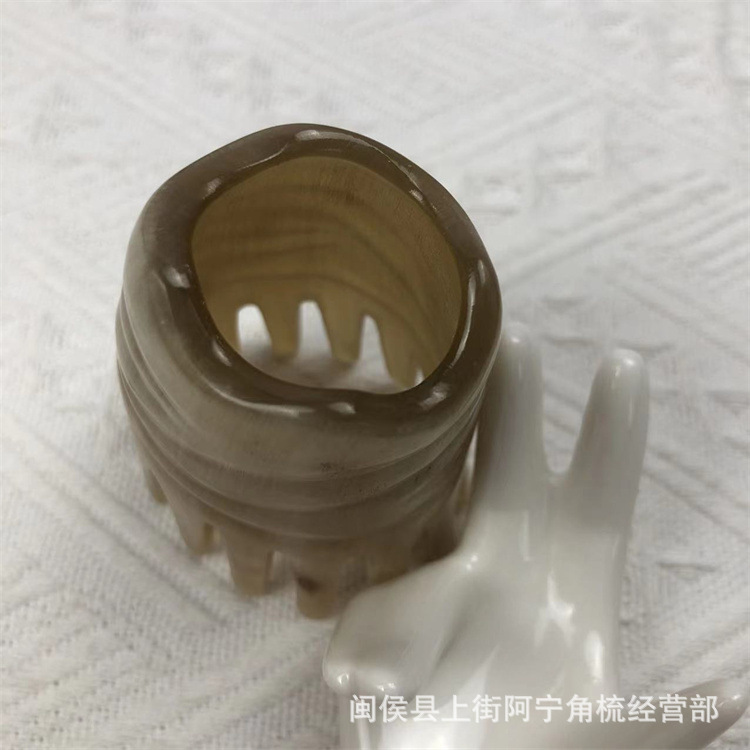 Natural Horn Wide Tooth Comb Under 10cm Scalp Massage Gua Sha Board for Daily Hair Care - Image 4