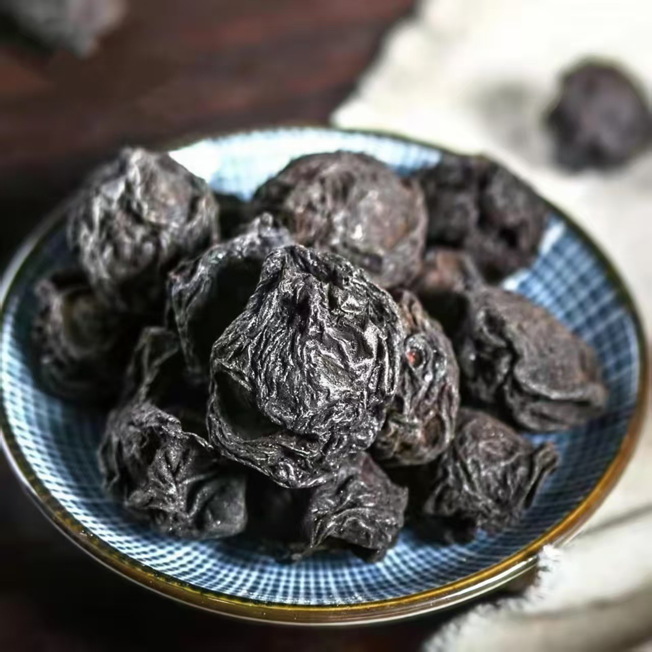 Wu Mei Dried Plums (Prunus mume) — Smoked Unsweetened Food Herb for Sour Plum Drink & Tea - Image 2