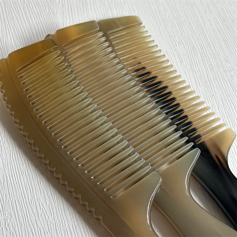Horn Comb Thickened Handle Carved Massage Comb for Men and Long Hair Scalp Care 18cm - Image 4