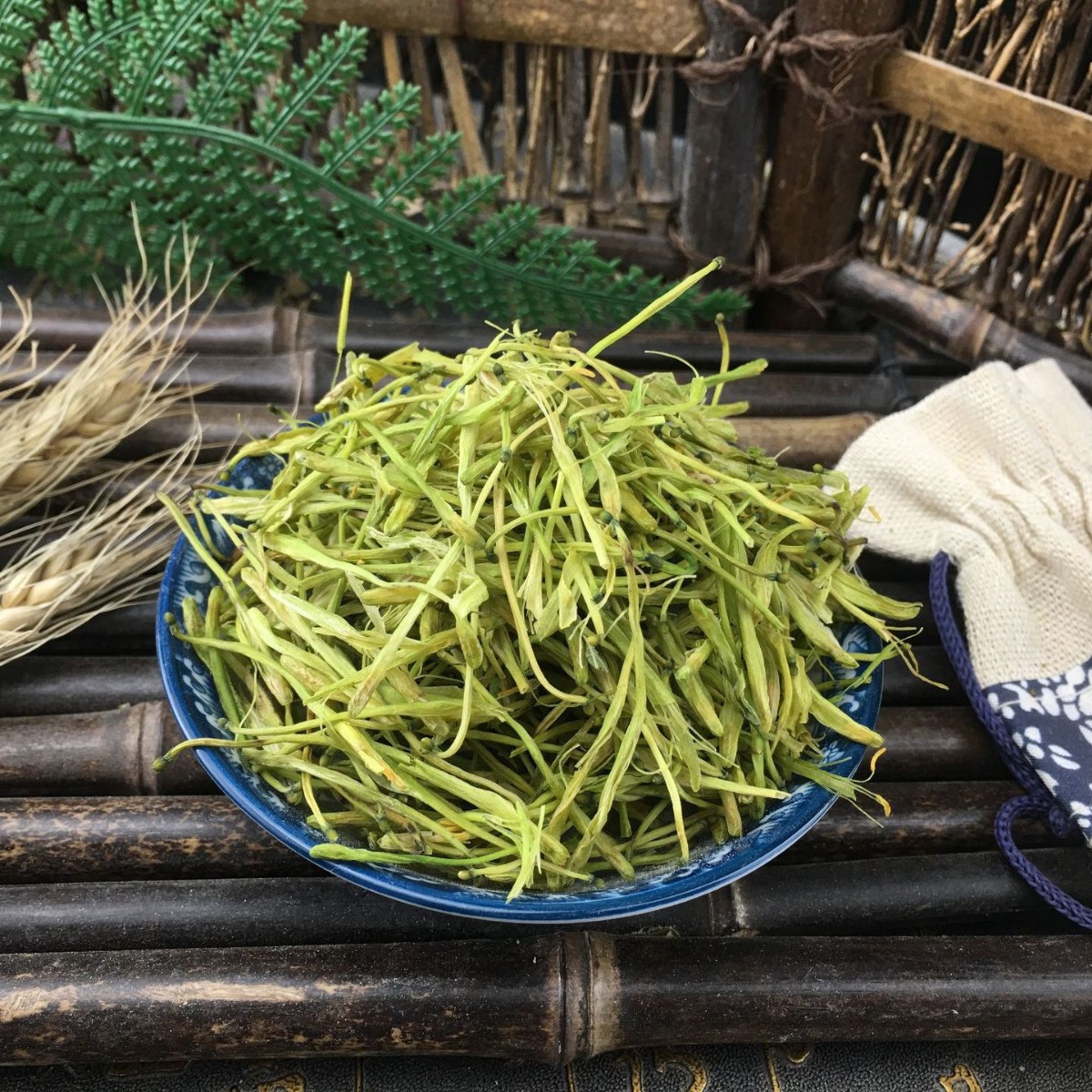 Dried Mountain Honeysuckle Flower Shan Yin Hua 500g Bulk Herbal Tea Ingredient - Image 2