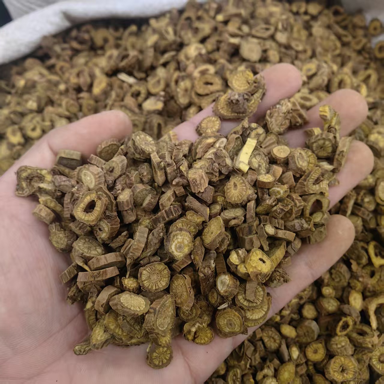Dried Scutellaria Root Granules Huang Qin 500g Sulfur-Free Shanxi Origin Herbal Supply - Image 3