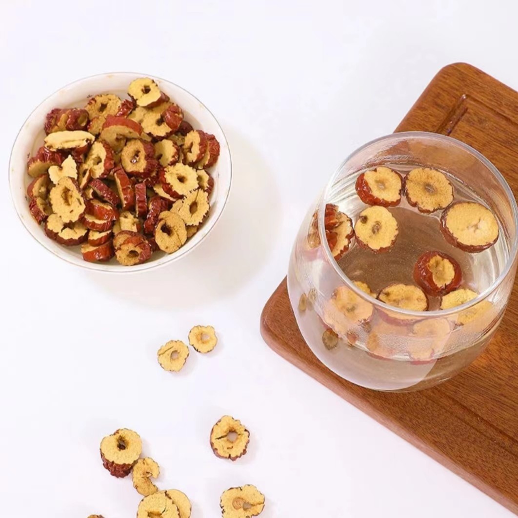 Dried Red Date Slices Hong Zao 新疆红枣片 80g Jar Sweet Jujube Chips for Tea Soup and Snacking - Image 4