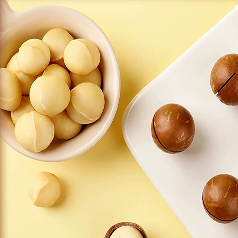 Roasted Mixed Nuts Gift Set 4 Cans 2.5 Jin Cashews Macadamia Almonds Walnuts Holiday Snack Box - Image 3
