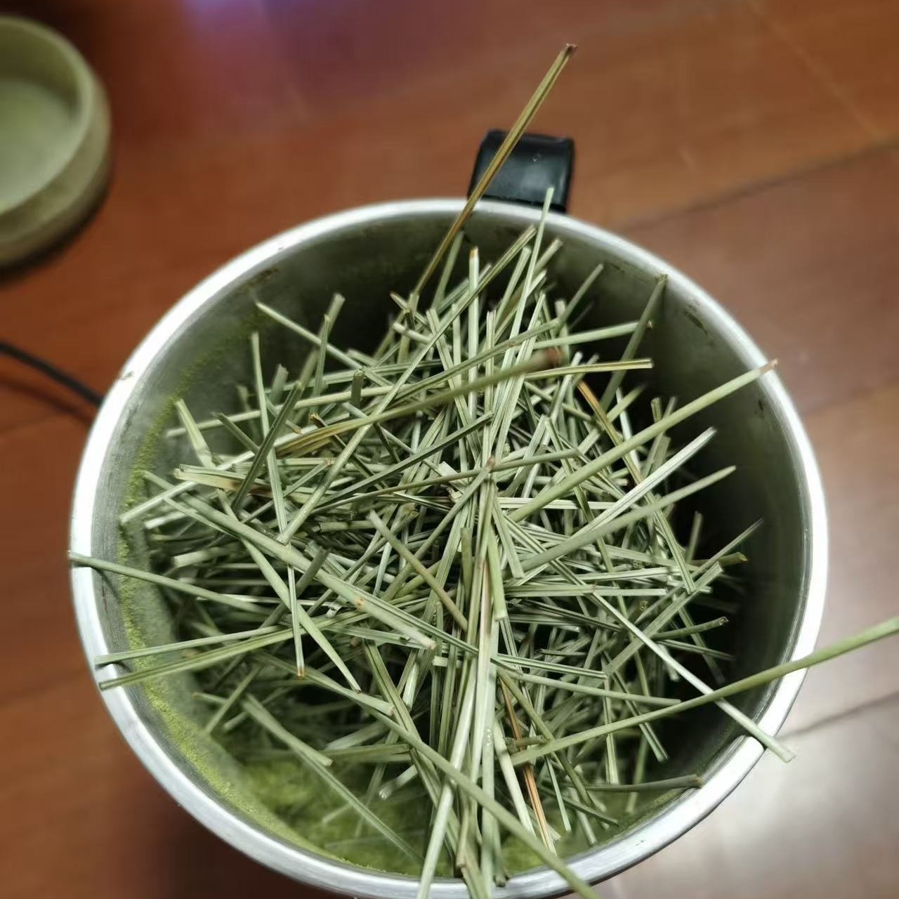 Pine Needle Powder Song Zhen Fen 500g Fine Ground Masson Pine Herbal Tea Sugar Free - Image 2