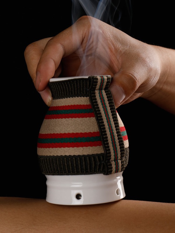 Ceramic Moxibustion Jar with Gua Sha Cup 3-Year Moxa Ai Jiu Warming Tool 10.5cm 250g - Image 4