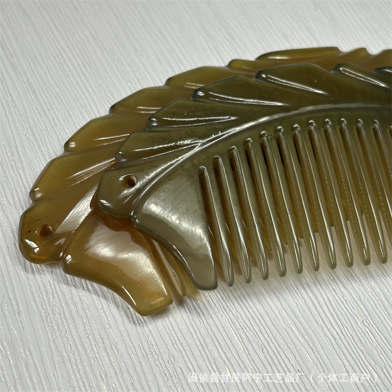 Carved Horn Massage Comb Thick Buffalo Horn Comb Dolphin Craft Design Gift Comb 10-15cm - Image 4