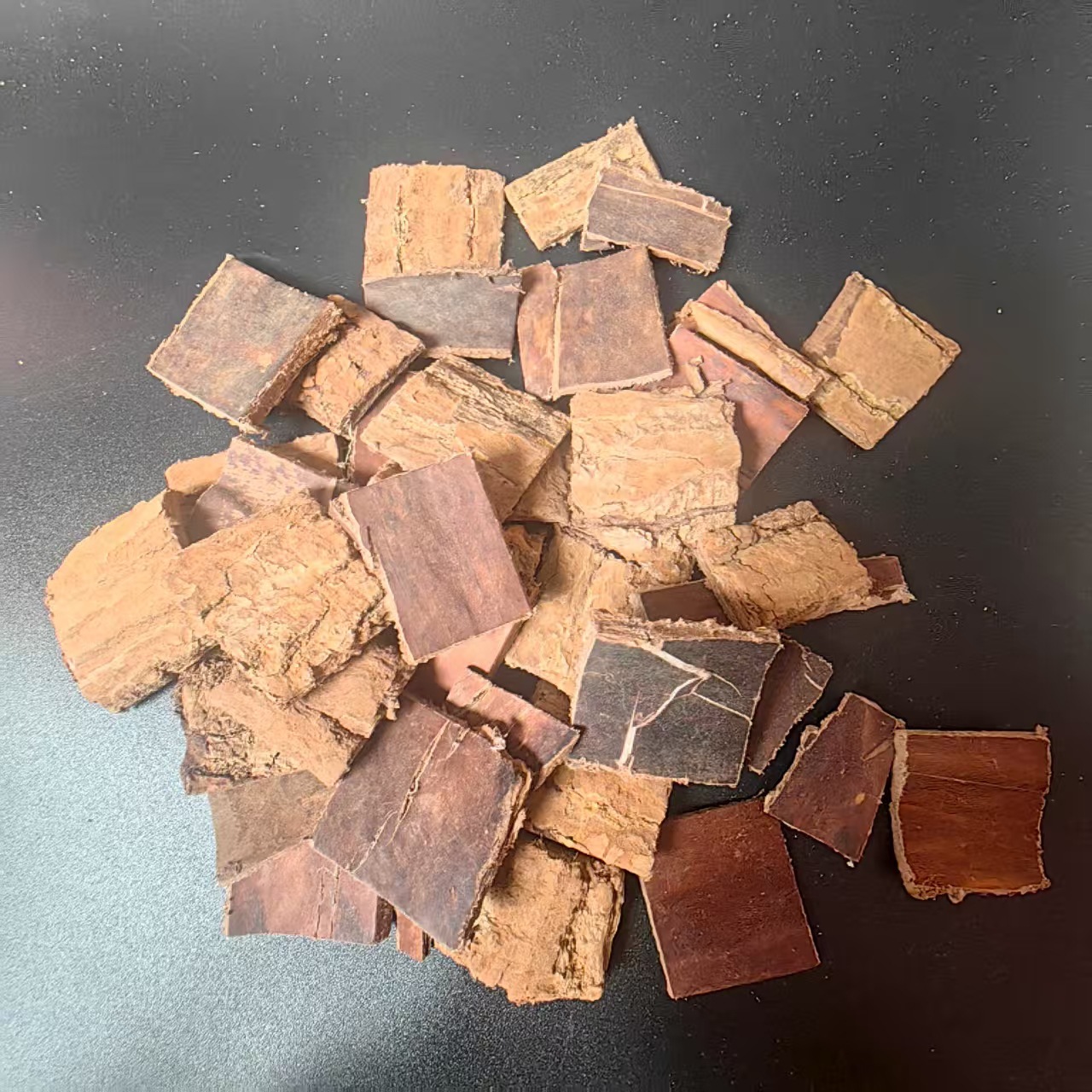 Eucommia Bark Powder Du Zhong 杜仲 500g Ground Herbal Powder for Tea and Decoction - Image 2