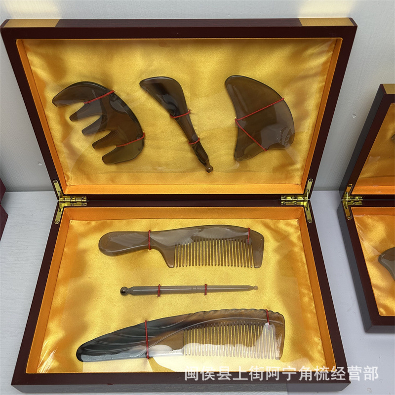 Horn Comb Gift Set Premium Ox Horn Hair Comb for Long Hair Home Use Elegant Festival Gift Box - Image 2