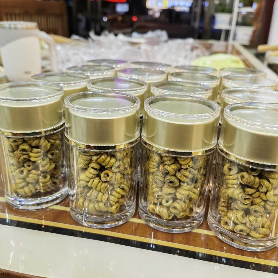 Tie Pi Shi Hu Dendrobium Feng Dou Tea Herb 200g Huoshan Origin Handmade for Tea Soup and Wine - Image 4