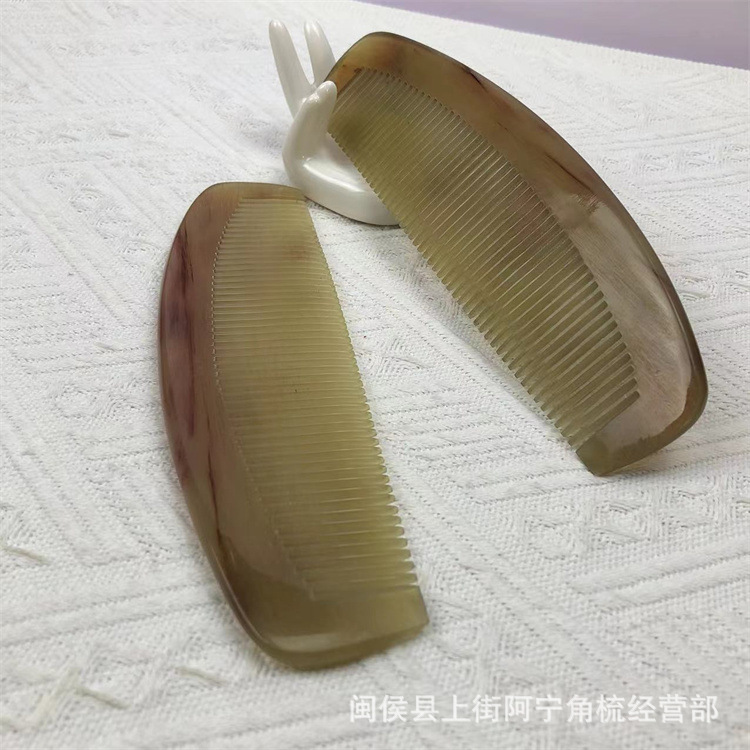 Natural Goat Horn Comb 18cm Wide Tooth Massage Comb for Scalp Meridian Care and Gua Sha - Image 2