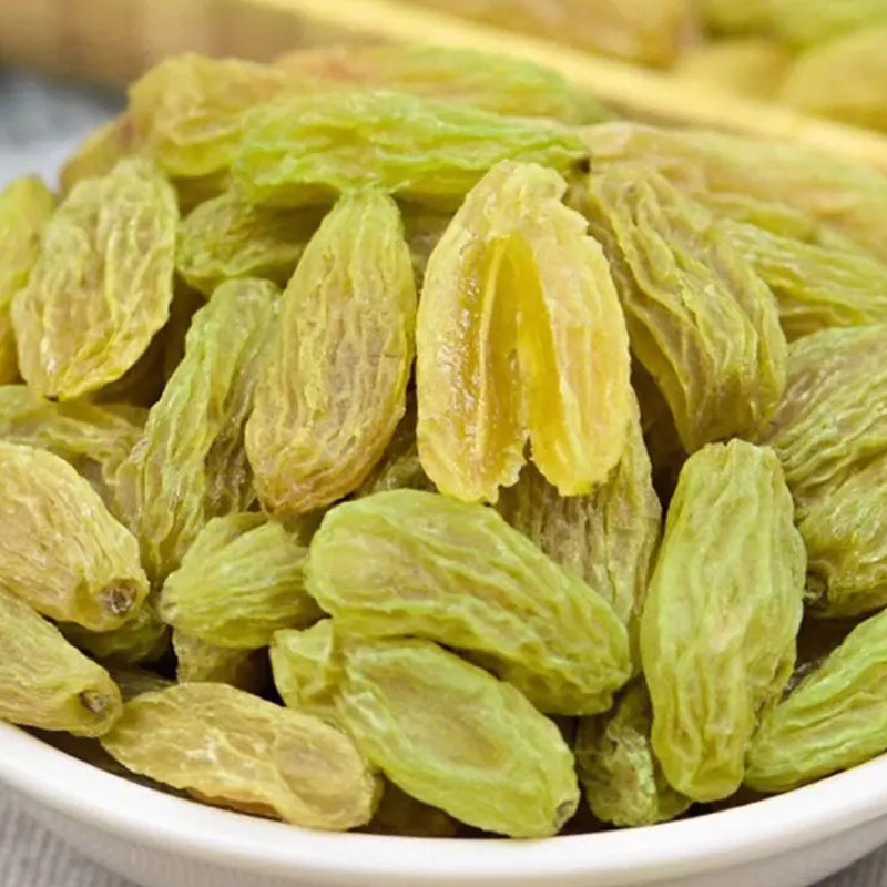 Raisins (Vitis vinifera) — Naturally Sun-Dried Seedless Green Emerald Xinjiang Raisins, 500g - Image 2