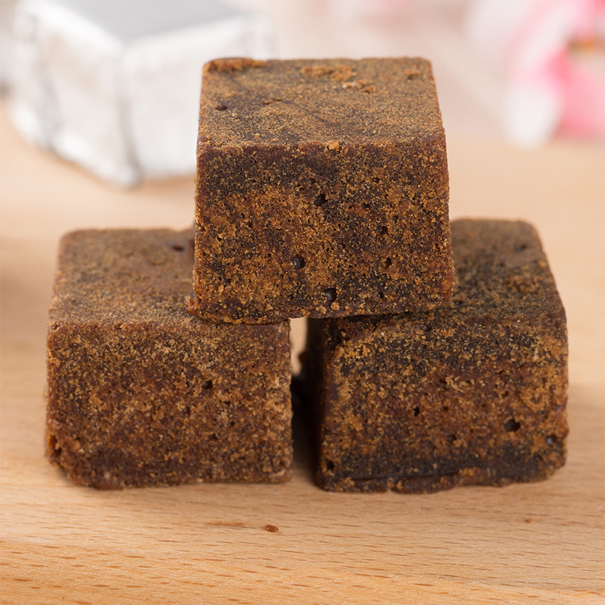 Traditional Brown Sugar Blocks Hei Tang 1kg Old Cane Sugar Cubes for Tea and Cooking - Image 3