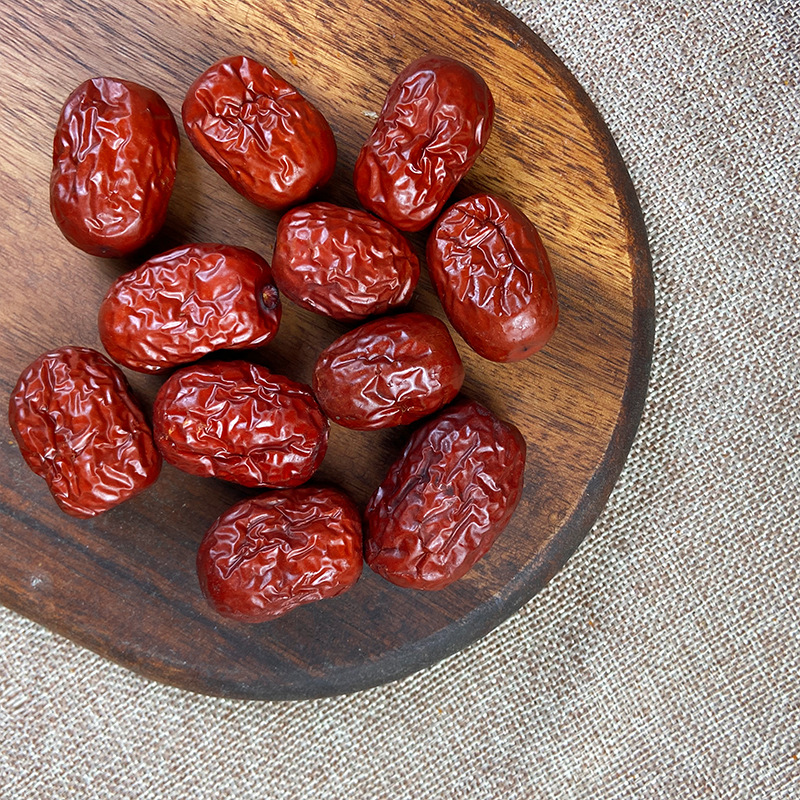 Premium Xinjiang Red Dates Ruoqiang Grey Jujube 500g Ready to Eat Dried Fruit Sweet Snack and Tea - Image 3