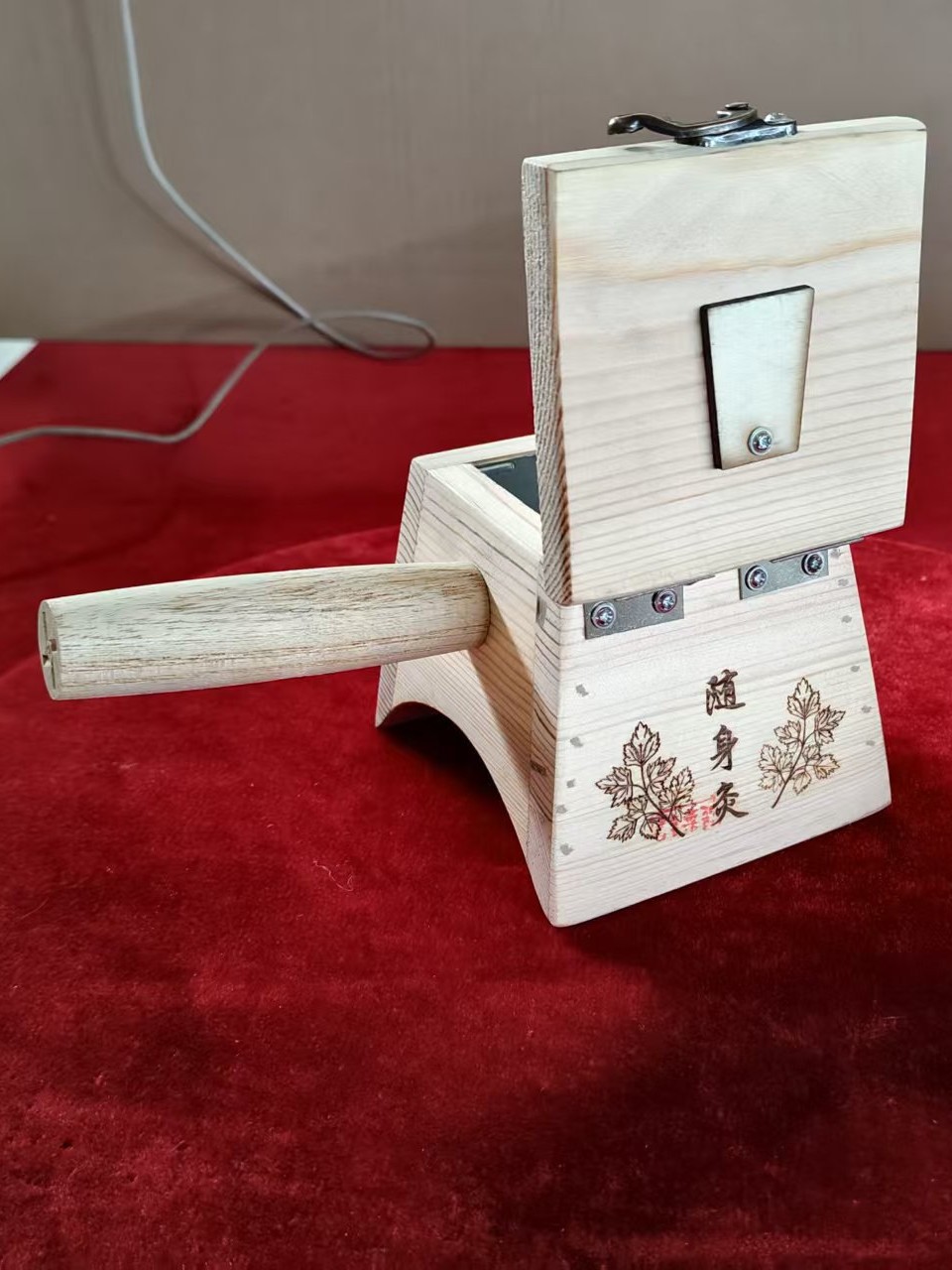 Solid Wood Moxibustion Box Trapezoid Hanging Needle Design Portable Self Moxa Therapy 250g - Image 4