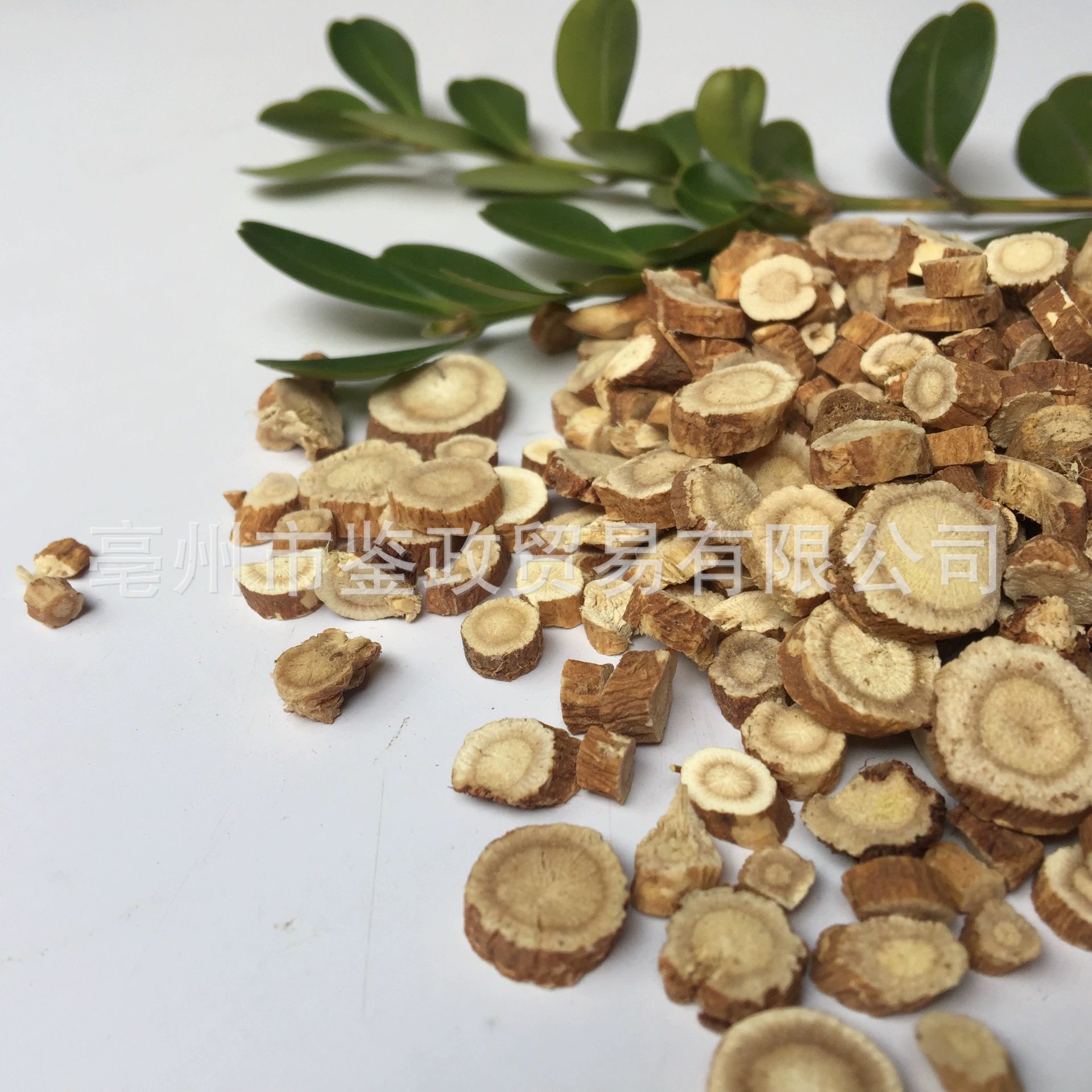 Red Astragalus Slices Hong Qi 500g Dried Root for Decoction and Soup - Image 2