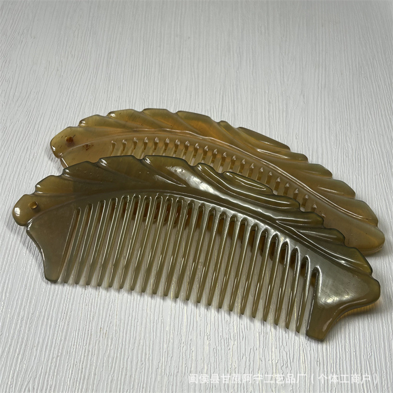 Carved Horn Massage Comb Thick Buffalo Horn Comb Dolphin Craft Design Gift Comb 10-15cm - Image 2