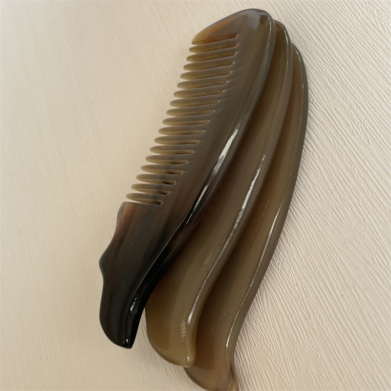 Natural Horn Peach Heart Comb Small Fish Comb Textured Craft Comb Thick Gift Box Comb 10-15CM - Image 4