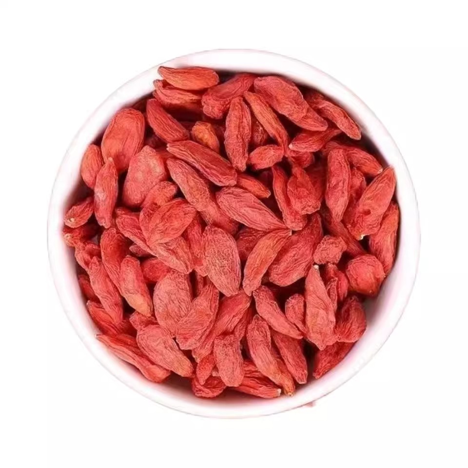 Ningxia Goji Berries Gou Qi Zi Large Red Dried Fruit for Tea Wine and Cooking 250g Jar - Image 5