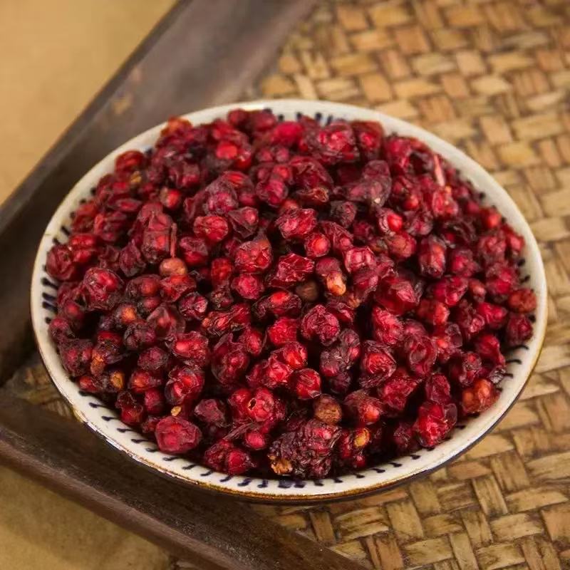 Wu Wei Zi Schisandra Berries Whole Dried Chinese Herb for Tea and Decoction 10g Bag - Image 2
