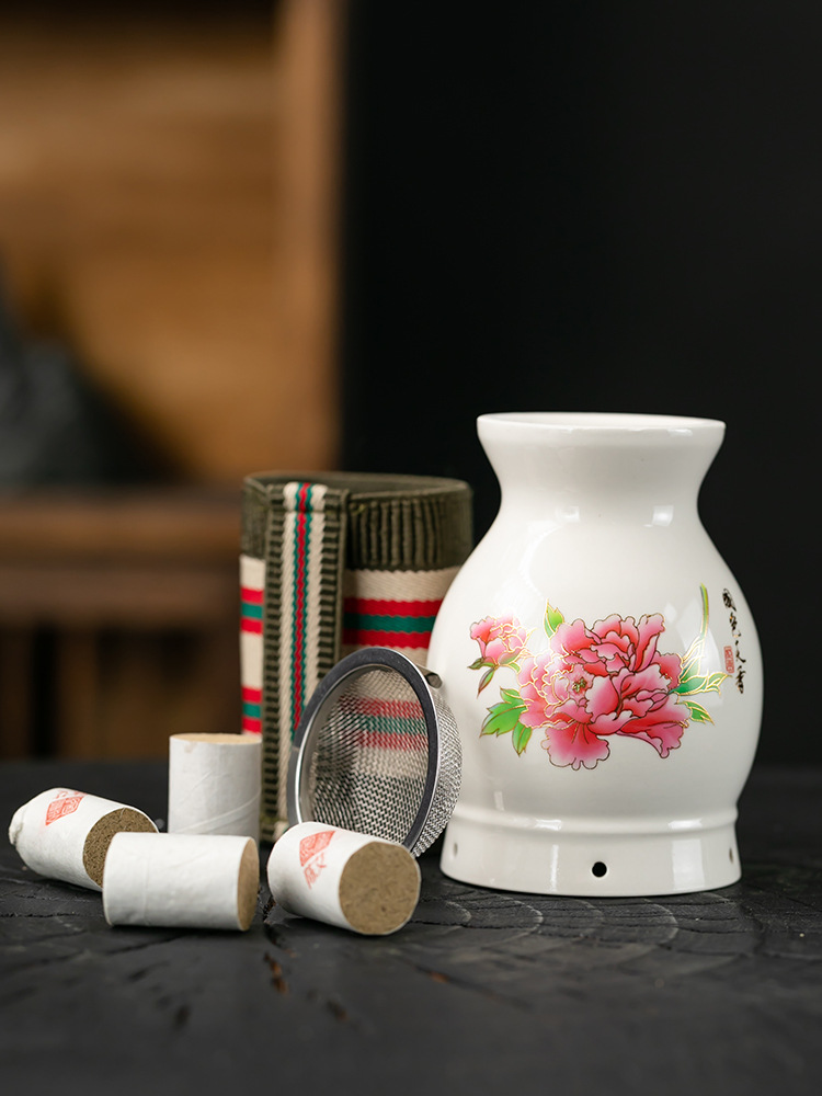 White Ceramic Moxibustion Jar with Gua Sha Function Portable Home Moxa Warmer with Dust-Proof Steel Mesh and Cloth Cover - Image 5