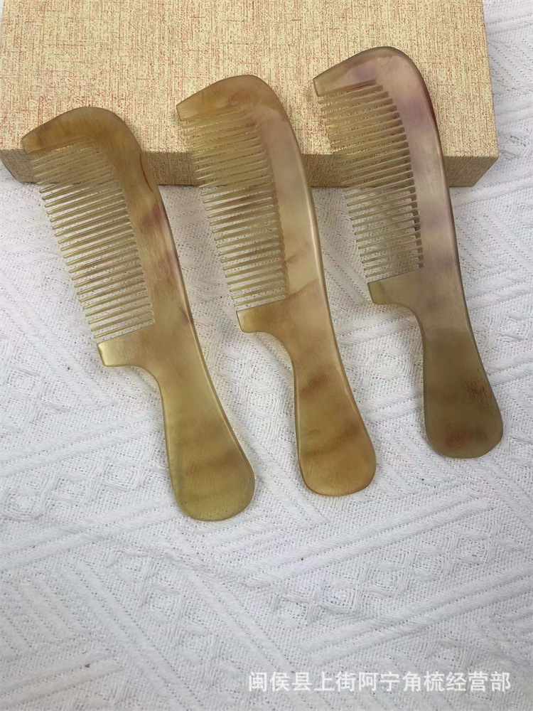 Goat Horn Comb 16cm Medium Handle Massage Comb for Scalp and Hair Care - Image 2