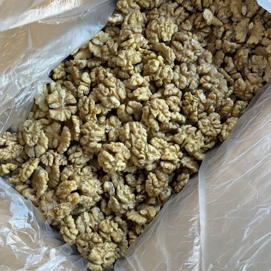 Walnut Kernels Whole Box Grade 1 Dried Walnut Meat for Snacking Baking and Herbal Soups - Image 2